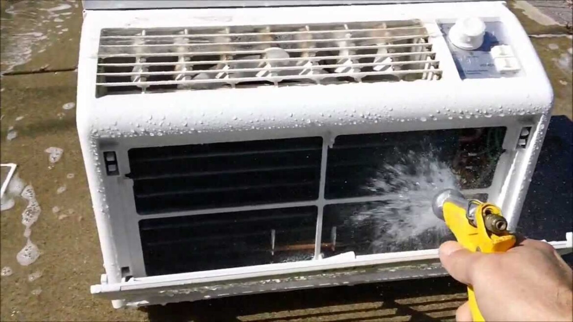 Best Split Window AC Cleaning in Dubai