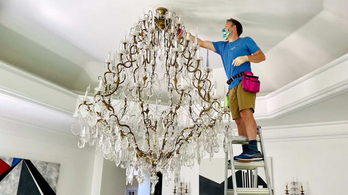 Best Chandelier Cleaning Services in Dubai